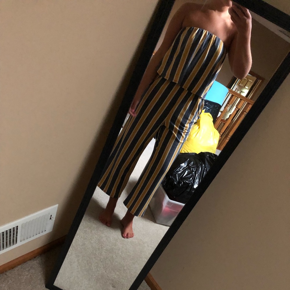 Jumpsuit - Picture 3 of 3
